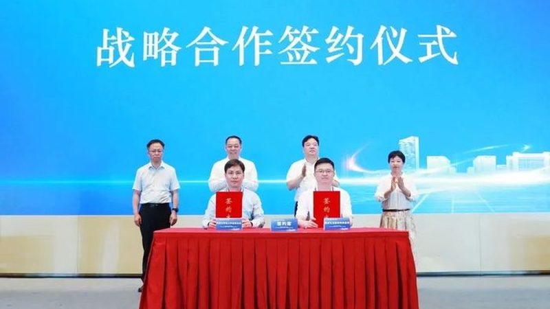 工业化工品代理加盟，如何找到靠谱的厂家直销？**